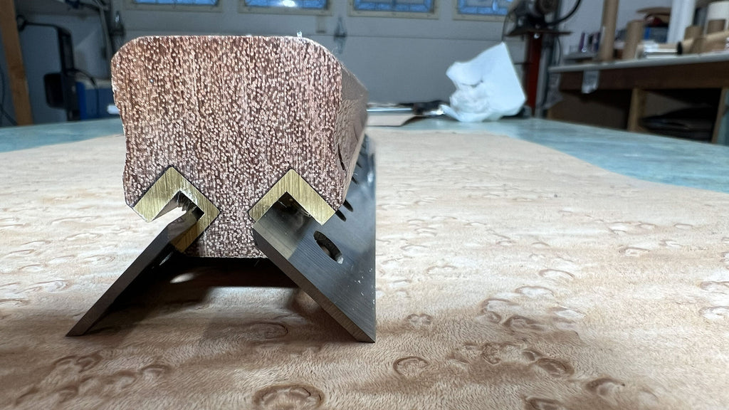 Deulen Jig for electric hand held planers with 3-1/4” knives.
